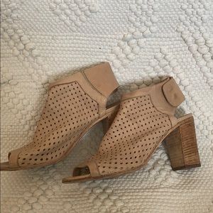 Vero Cuoio leather sandals